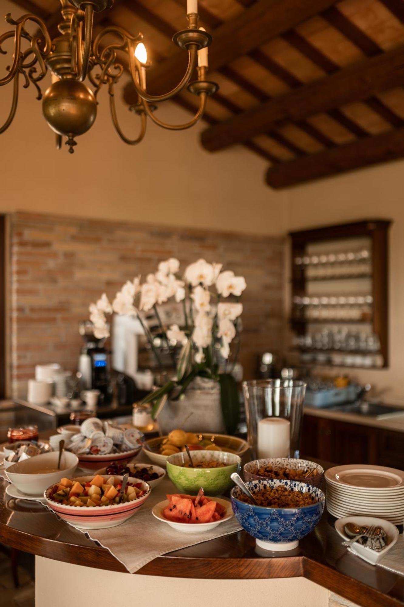 Poggio Antico Apartment Monte San Vito Luaran gambar