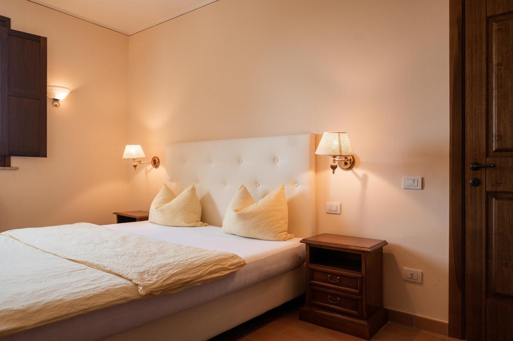 Poggio Antico Apartment Monte San Vito Luaran gambar