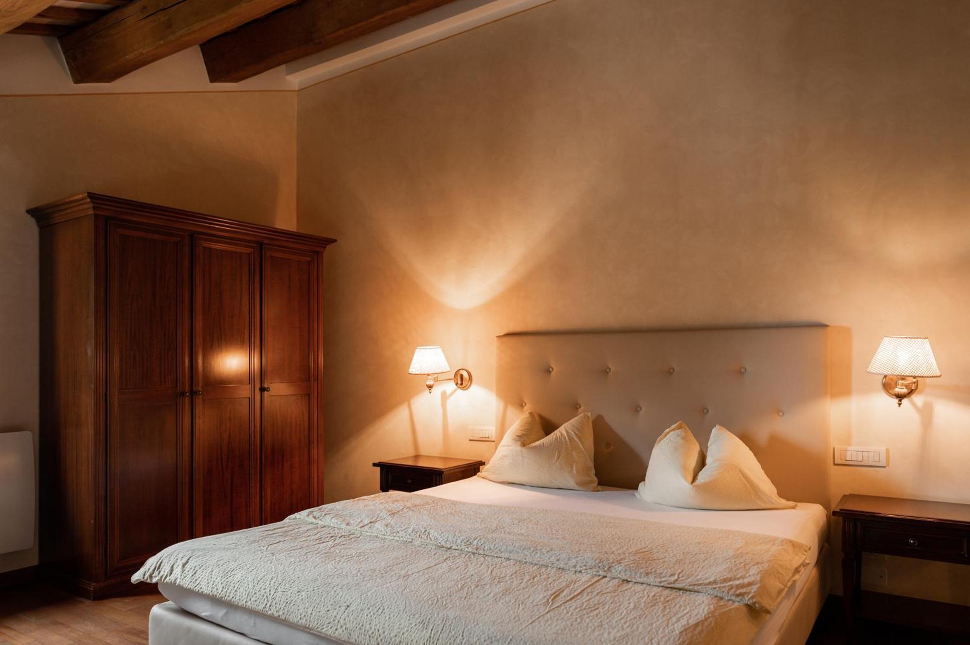 Poggio Antico Apartment Monte San Vito Luaran gambar