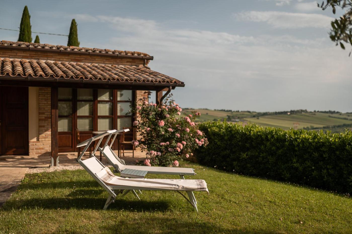 Poggio Antico Apartment Monte San Vito Bilik gambar